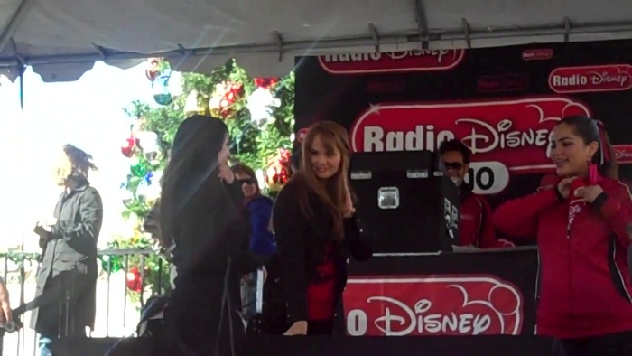 Debby Ryan Meet and greet 0929 - Debby - Meet - and - Greet