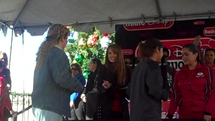 Debby Ryan Meet and greet 1414