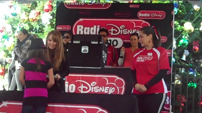 Debby Ryan Meet and greet 0439