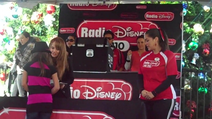 Debby Ryan Meet and greet 0440