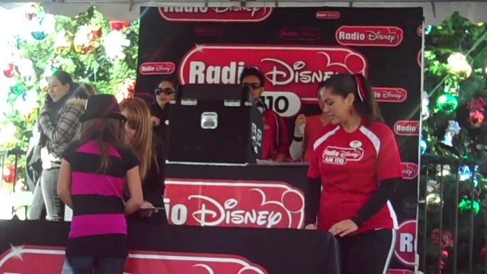 Debby Ryan Meet and greet 0442