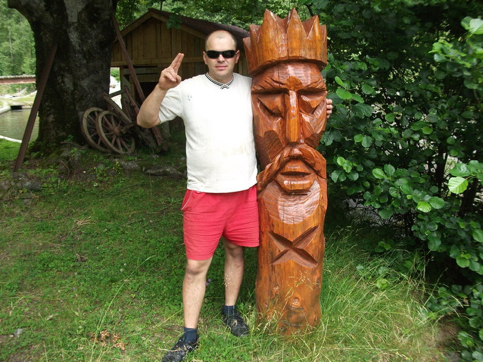 kasoy - sculptura in lemn
