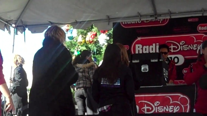 Debby Ryan Meet and greet 0941 - 0 - - Pozele - mele - cu - Debbz