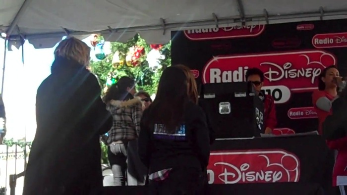 Debby Ryan Meet and greet 0947 - 0 - - Pozele - mele - cu - Debbz
