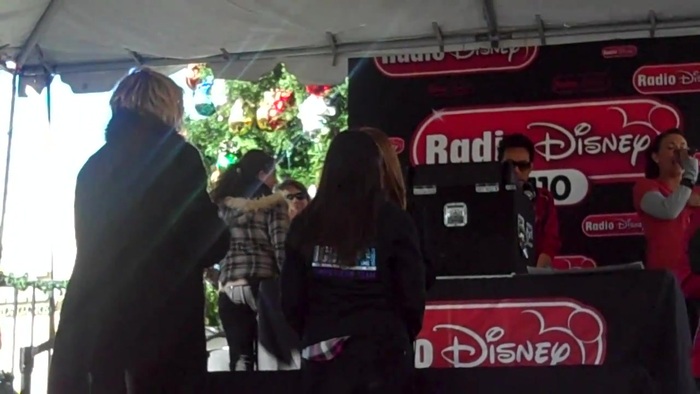 Debby Ryan Meet and greet 0949 - 0 - - Pozele - mele - cu - Debbz