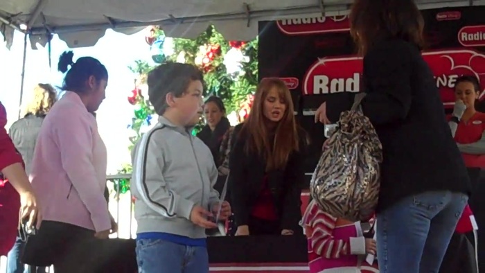 Debby Ryan Meet and greet 1335 - 0 - - Pozele - mele - cu - Debbz