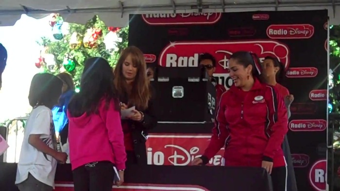 Debby Ryan Meet and greet 1456
