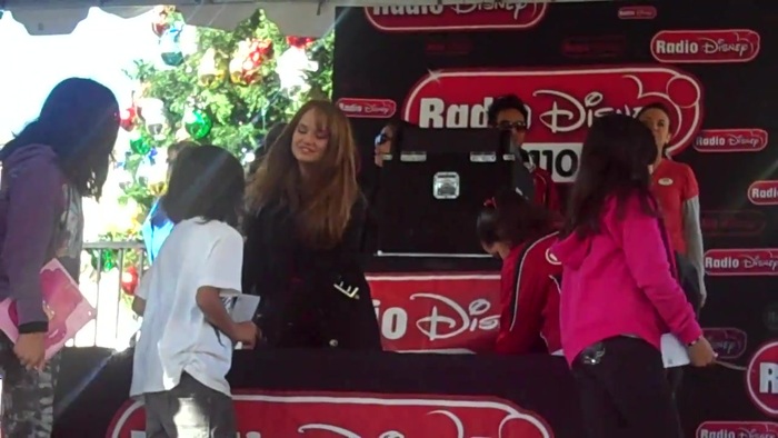 Debby Ryan Meet and greet 1474 - 0 - - Pozele - mele - cu - Debbz