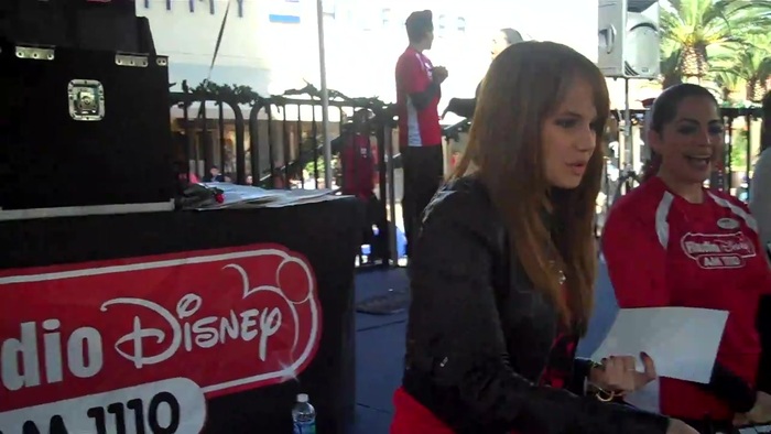Debby Ryan meet & greet 41 - 0 - - Pozele - mele - cu - Debbz