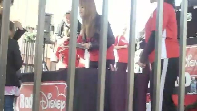normal_0360 - Debby - Ryan - Meet - and - Greet - Citadel - Outlets