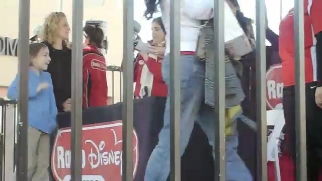 normal_0443 - Debby - Ryan - Meet - and - Greet - Citadel - Outlets