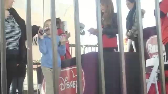 normal_0535 - Debby - Ryan - Meet - and - Greet - Citadel - Outlets