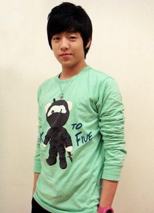 23980_1267691619930_1459002685_30582134_5086775_n - a---lee hyun woo---a