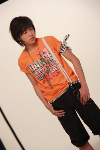 30850_108828775828023_100001027029863_71144_1632059_n - a---lee hyun woo---a