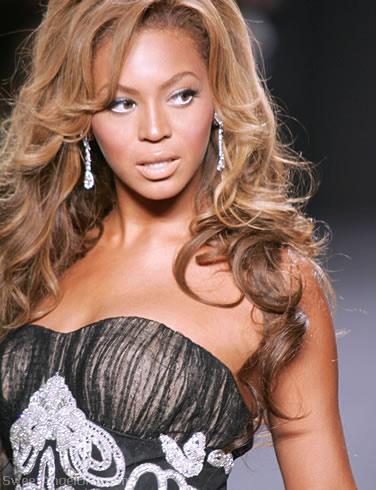 8_01 - SUPER POZE BEYONCE