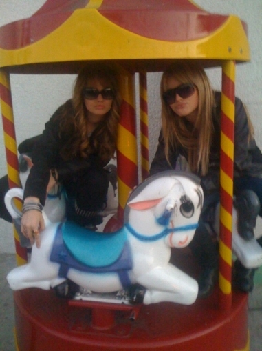 normal_060 - Twitter - Pics