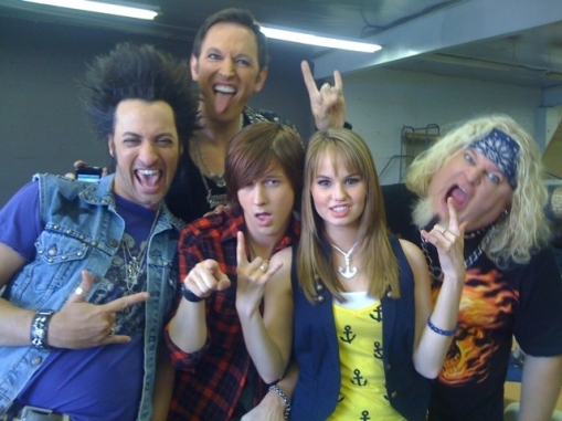 normal_112 - Twitter - Pics