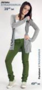 Costum pantaloni verzi - Concurs 6 alege ce iti place