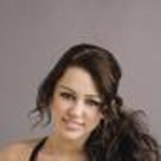miley-cyrus-861183l-thumbnail_gallery