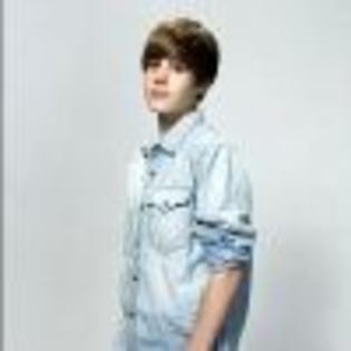 4ruRPV787891-01 - justin bieber