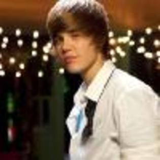 sWam09184380-01 - justin bieber