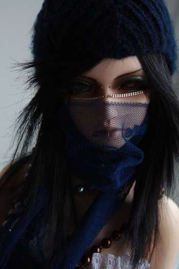 Oh_so_blue_by_Saoera