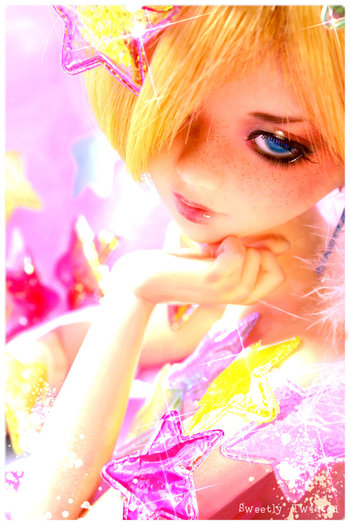 Over_the_Top___Flo_1_by_irrimiri