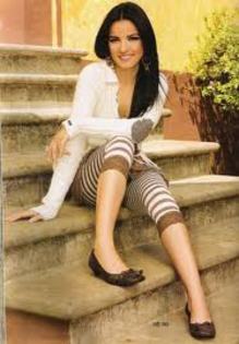 maite perroni2