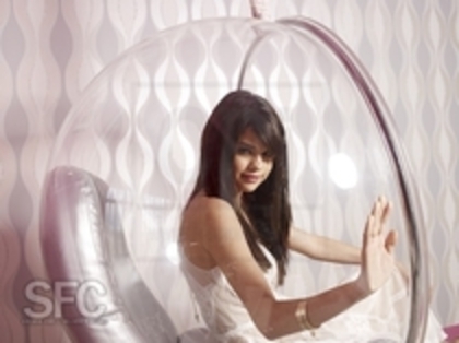 BGBCMXDLEOUQOYSXZUX - selena gomez - poze cu Selena Gomez