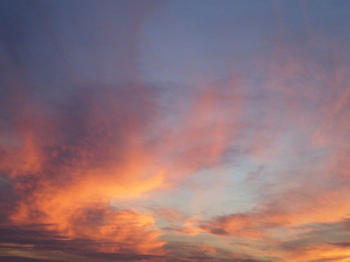 DECEMBRIE 2010-APUS DE SOARE