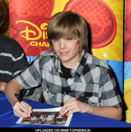 Dylan-Sprouse - Dylan si Cole Sprouse