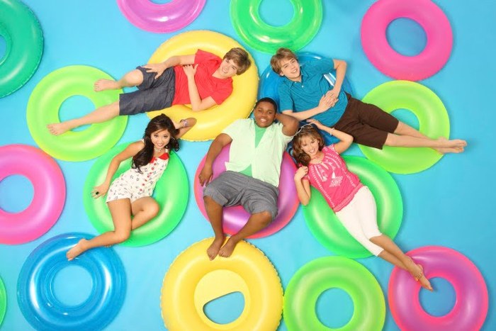 SUITELIFEONDECK_Y2_GAL_001_lowRes