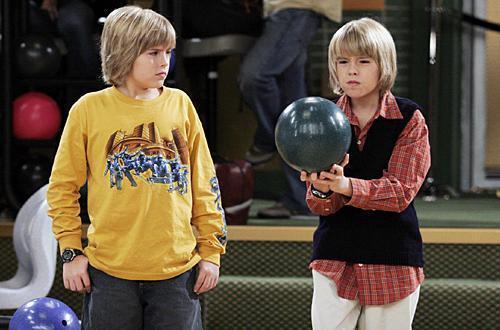 the-suite-life-of-zack-and-cody-728484l-imagine - dylan si cole sprouse si prietenii
