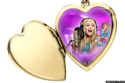 captionit033048I619D38 - Medalioane Hannah Montana