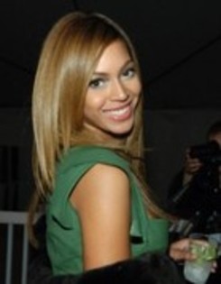 25325767_QWDMSLPPS - beyonce