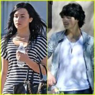 24425118_KTQXWMFLN - demi si joe