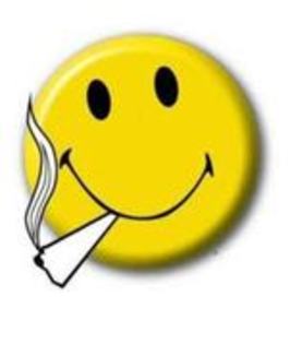 25701486_FGBUHDTVX - smileys face