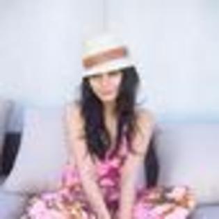 vanessa-hudgens-327767l-thumbnail_gallery vanessa-hudgens-327767l-thumbnail_gallery