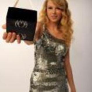 24419469_RLVEZTTLD - taylor swift