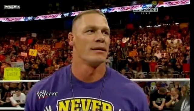 25198902_REERSGHJF - John Cena iese din wwe2010