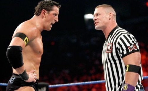 25198942_AYEMPEJXR - John Cena iese din wwe2010