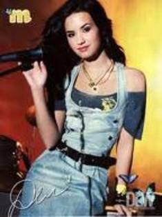 imagesCA2VB62Z - demi lovato