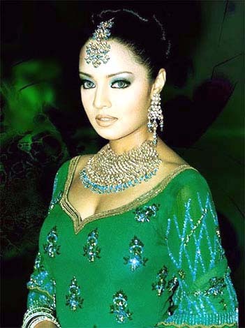 celina_jaitley_11 - accesorii si bijuterii  indiene