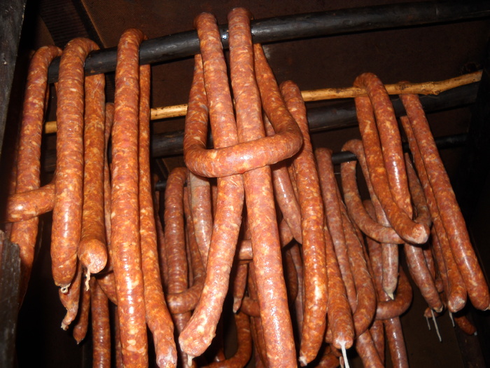 .........limba ..cravata