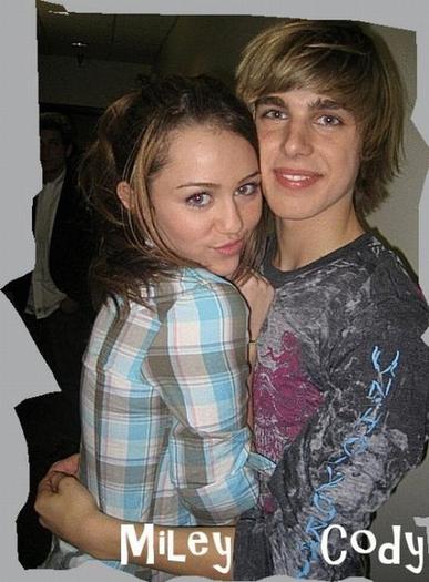 Cody_Linley_1252512902_4 - Cody Linley si Miley