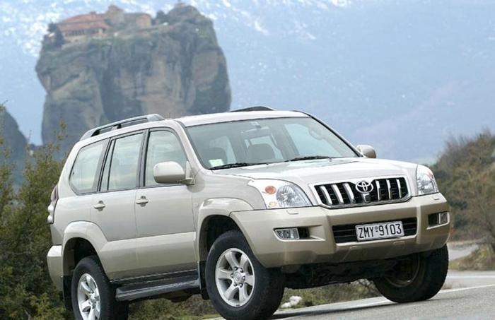 inchirieri-Toyota-Land-Cruiser[1]