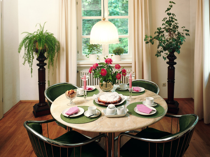 RomanticHome_2006