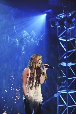  - x Hannah Montana Forever - Kiss It All Goodbye 2010