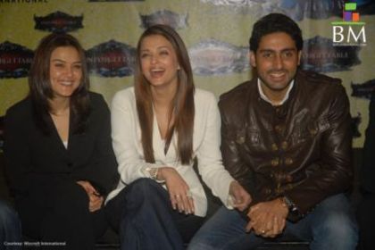 preeti-zinta_aishwarya-rai_abhishek-bachchan___48499 - Aishwarya Rai and Preity Zinta