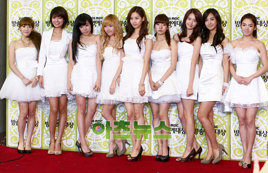 956c463c184de4c6_snsd_mbcawards_3